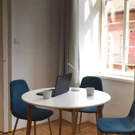 King's Little Hideout *