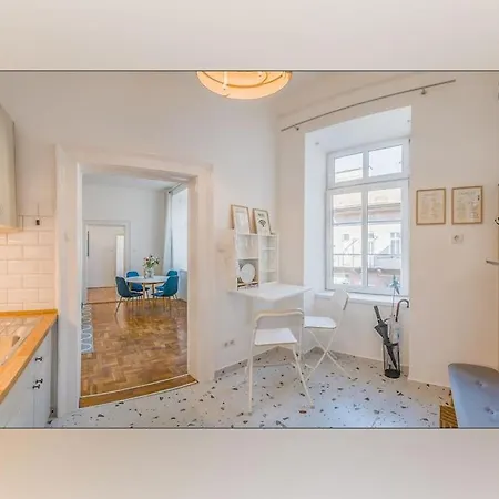 King's Little Hideout *